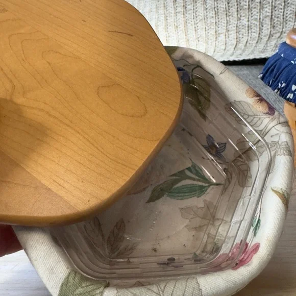 Longaberger Generations Basket Stack Set of 3 With Protectors Liners And Lids - Picture 2 of 7